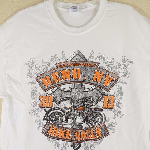 2013 Bike Rally motorcycle graphic Men's Tee Shirt Reno Nevada with Cross - Picture 2 of 7